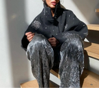 מעיל קצר אפור כהה רקום פתיתי שלג ליבי